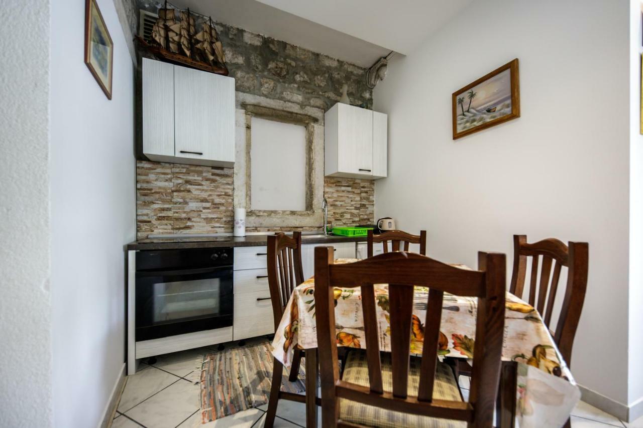 Apartment Anamarija Mokošica Exterior foto
